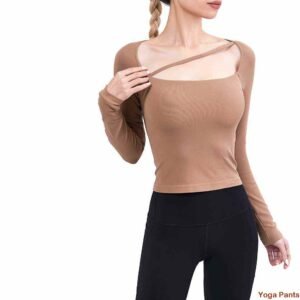 กางเกงเลกกิ้งทรงบูทคัตเอวสูง