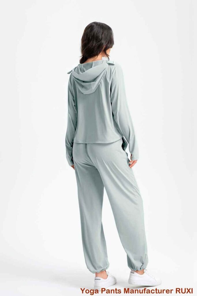 กางเกงขาสั้นวิ่งผู้หญิงสีชมพู